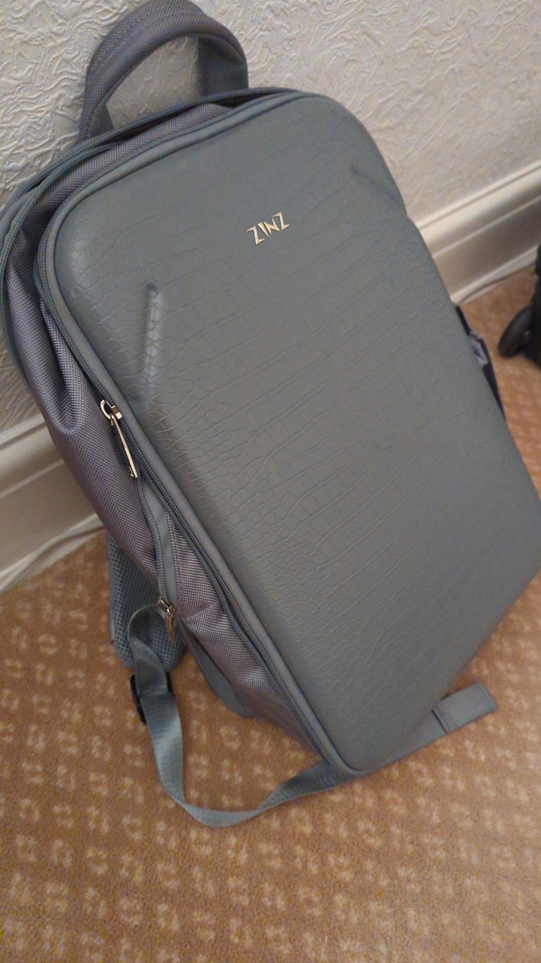 ZINZ Backpacks Zaino Sottile per Laptop da 15,6" con Capacità Variabile medio nero