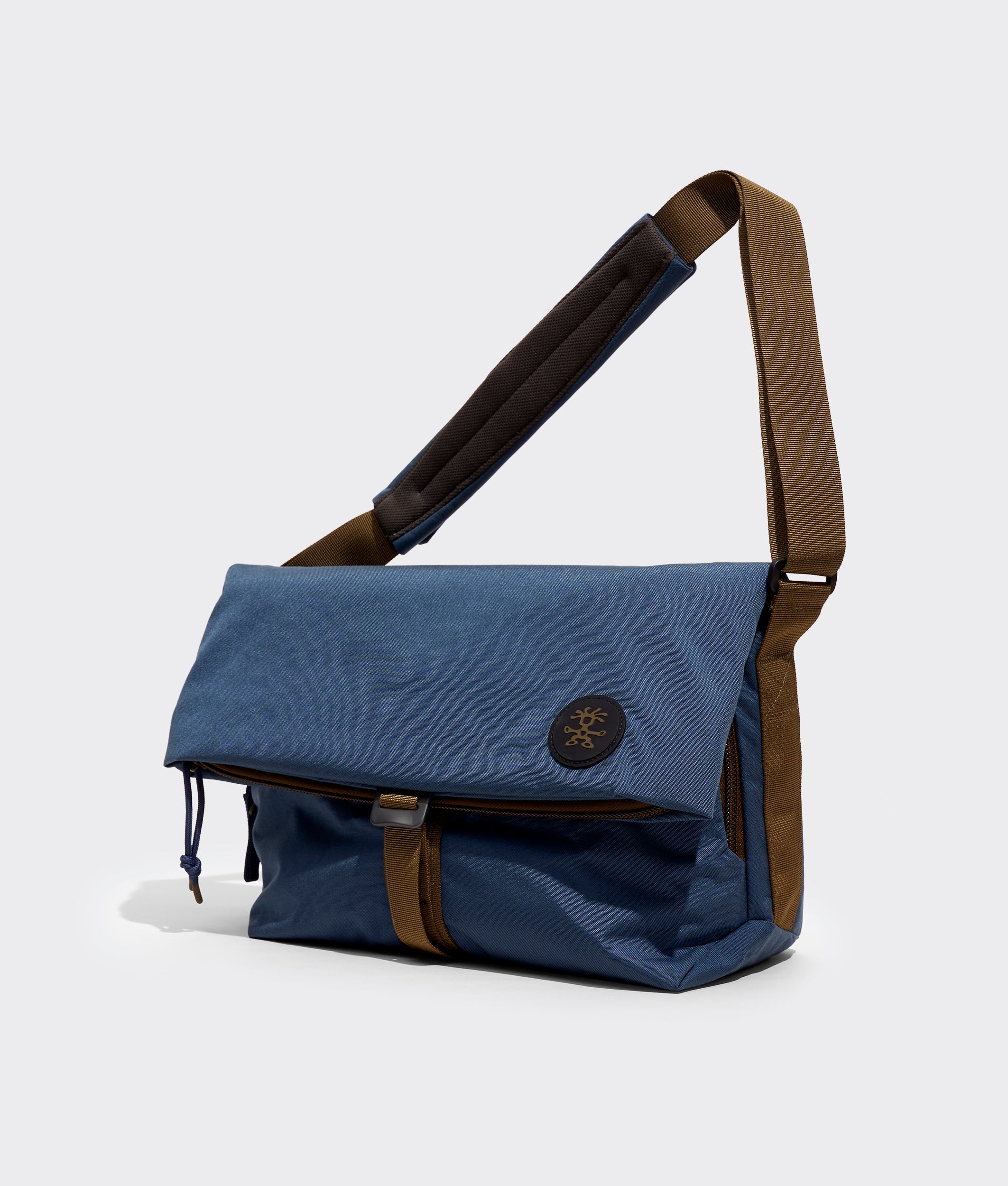 Crumpler Messenger Bags Day By Day borsa messenger Konbu Seaweed 14″