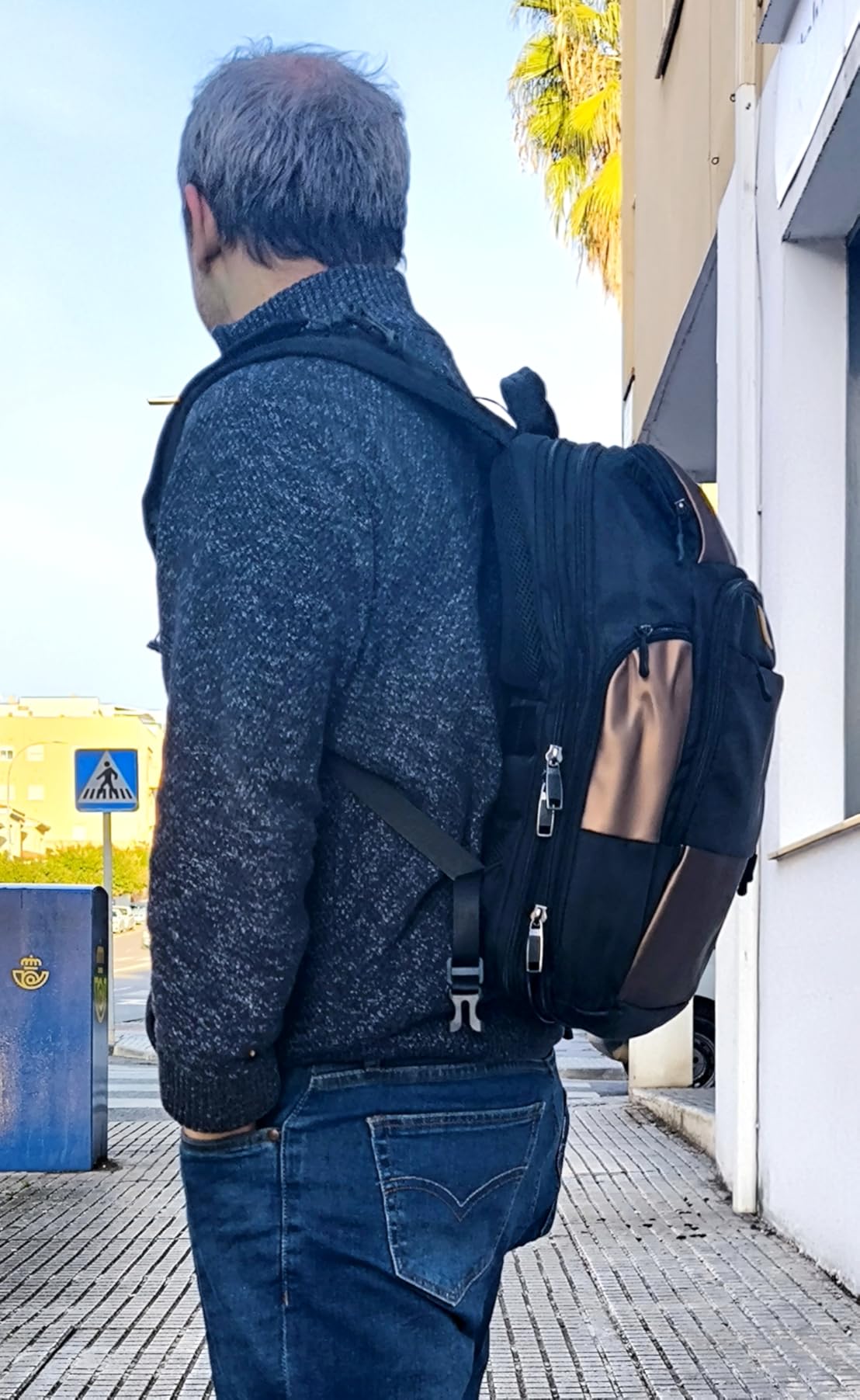 ZINZ Backpacks 15,6" zaino laptop Nero espandibile