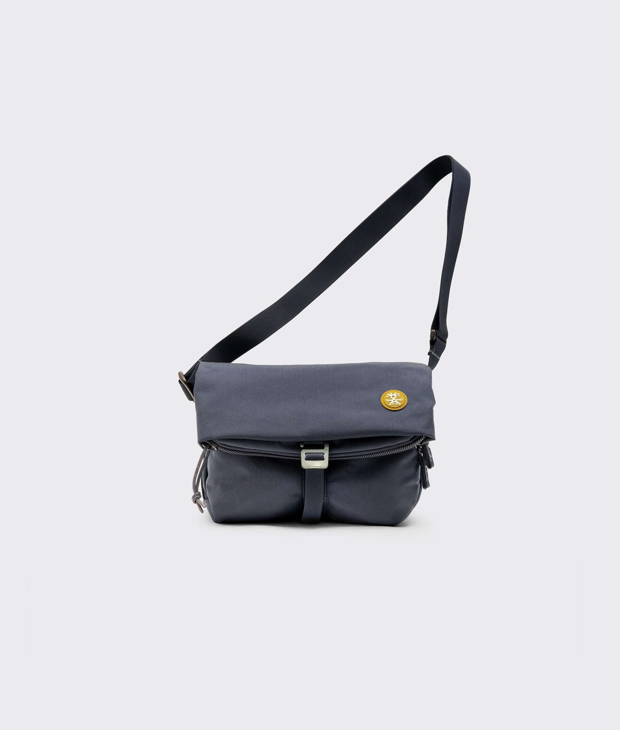 Crumpler Crossbody Bags Hour By Hour crossbody Konbu Dusty Blue tasca frontale