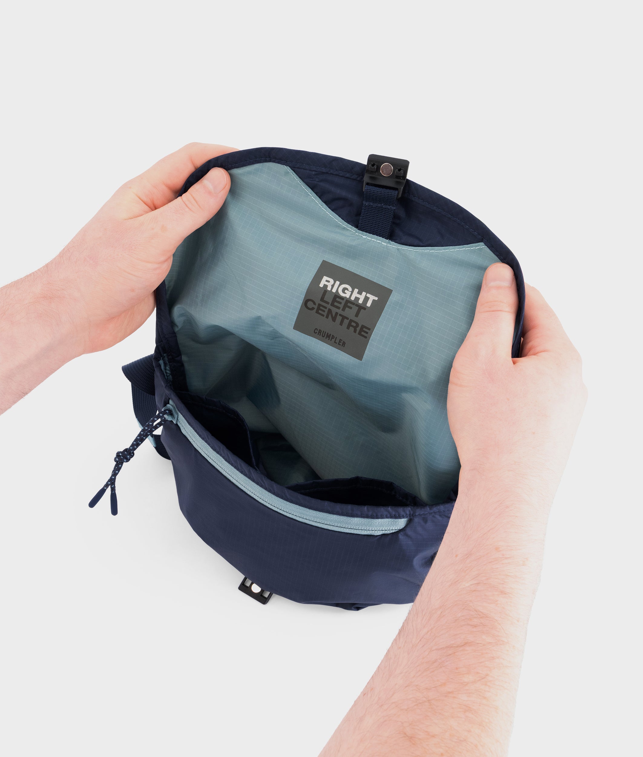 Crumpler Messenger Bags Right messenger Turtle Green leggero