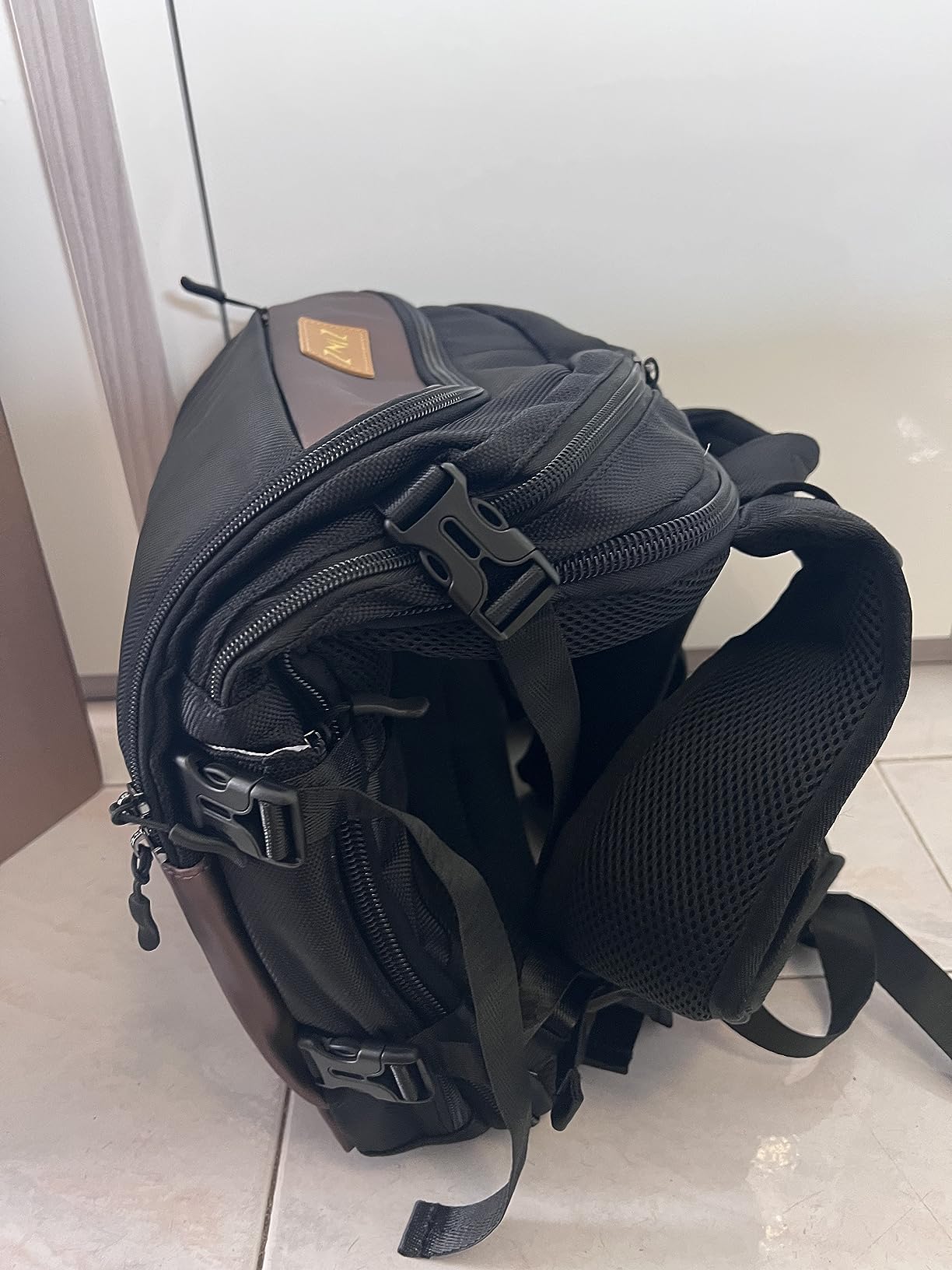 ZINZ Backpacks zaino sottile ed espandibile 15,6 pollici per laptop