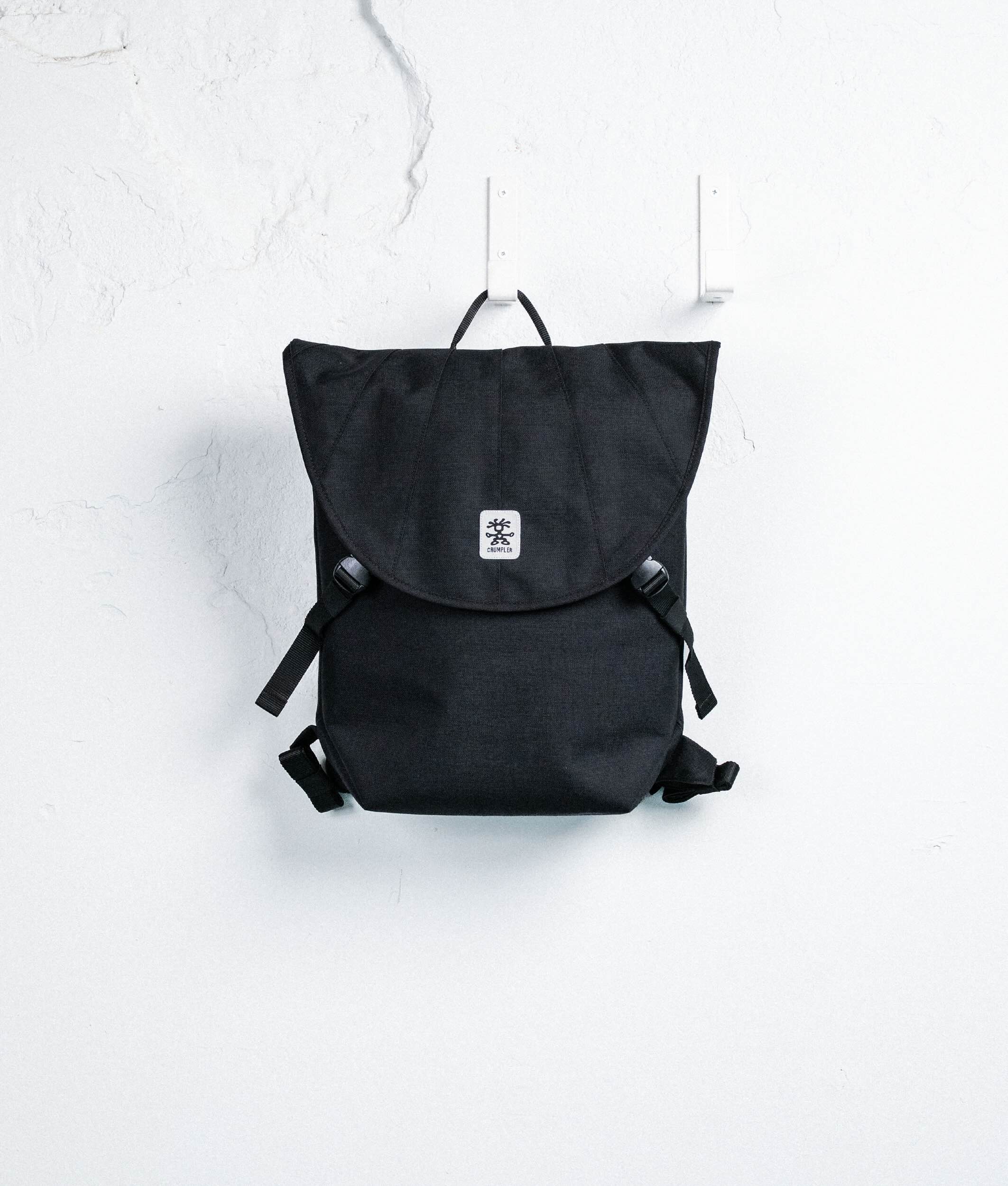 Crumpler Backpacks and Daypacks Seedy Bar zaino X-OAK 16 pollici con tasca laptop