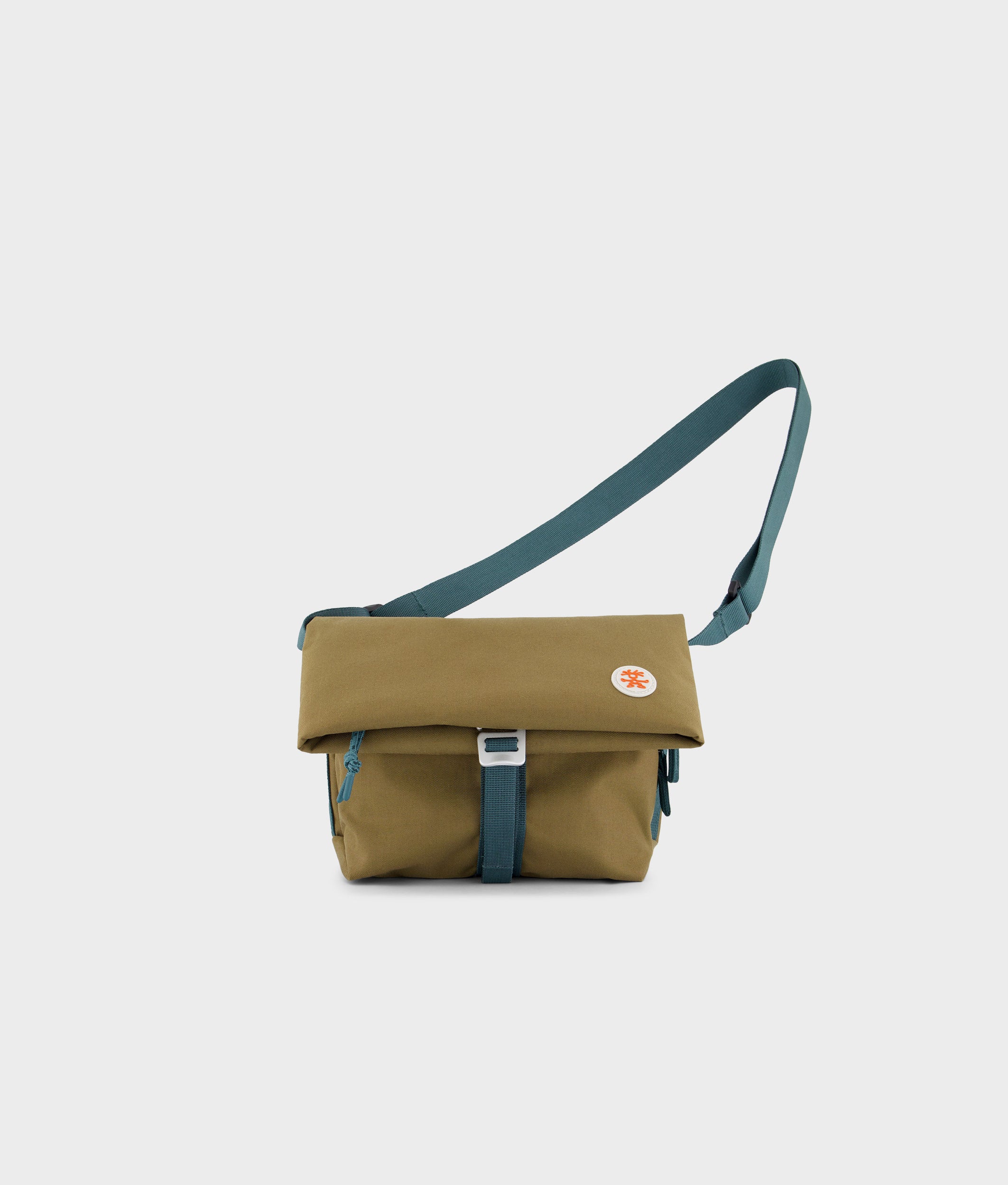 Crumpler Crossbody Bags Hour By Hour crossbody Konbu Dusty Blue tasca frontale