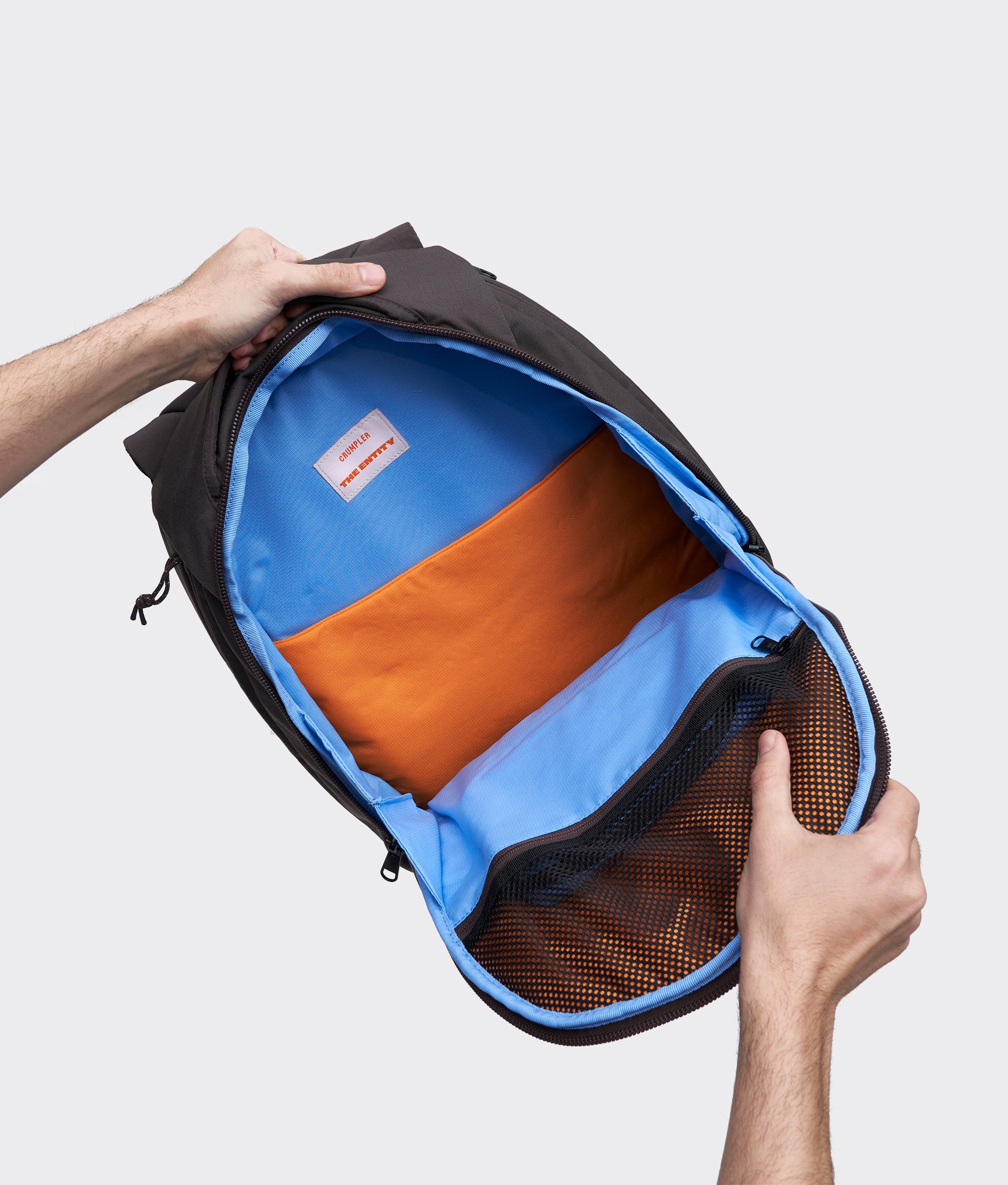 Crumpler Backpacks and Daypacks Entity zaino Ginger 16 pollici espandibile