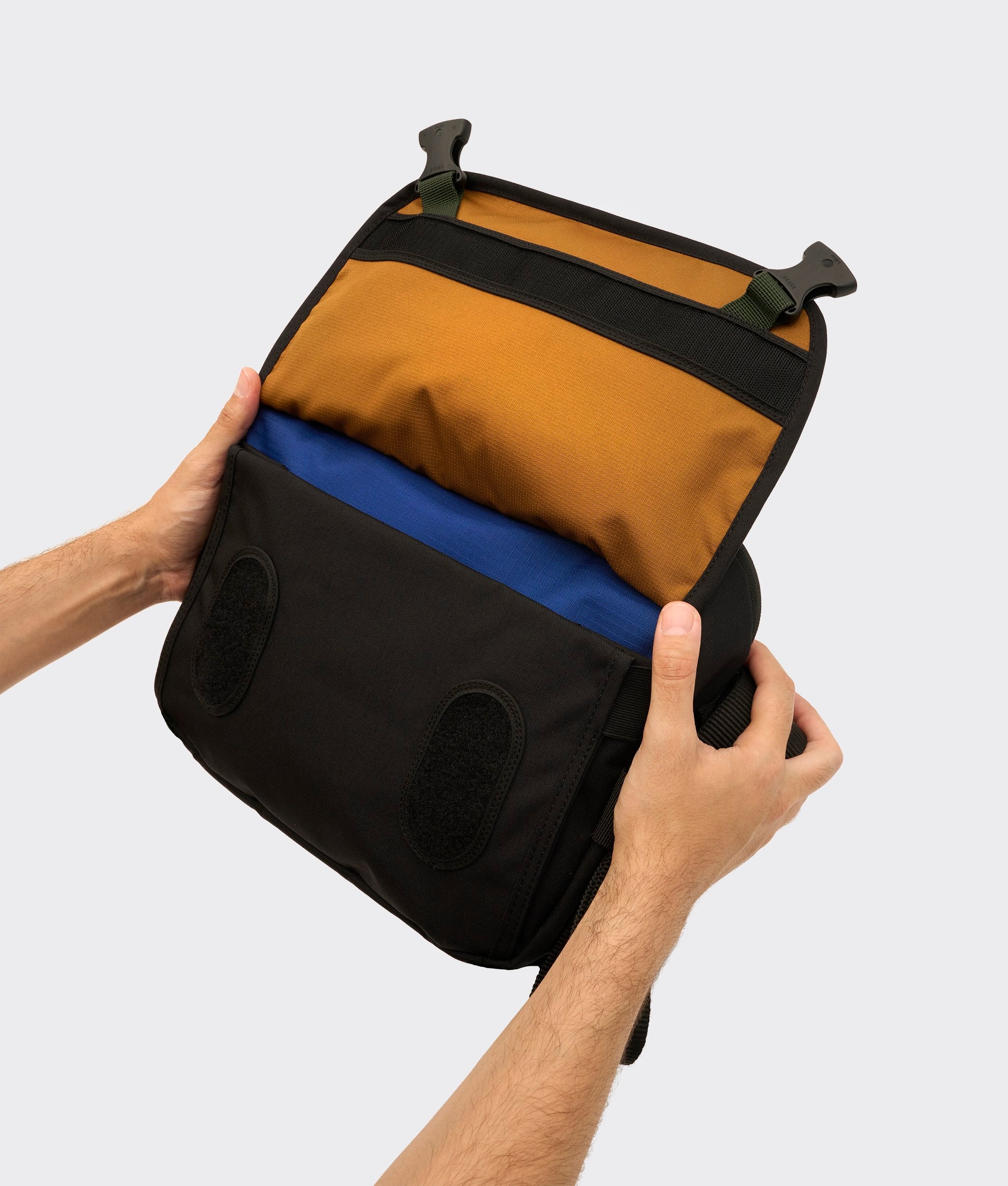 Crumpler Messenger Bags Billy borsa messenger 14 pollici mogano