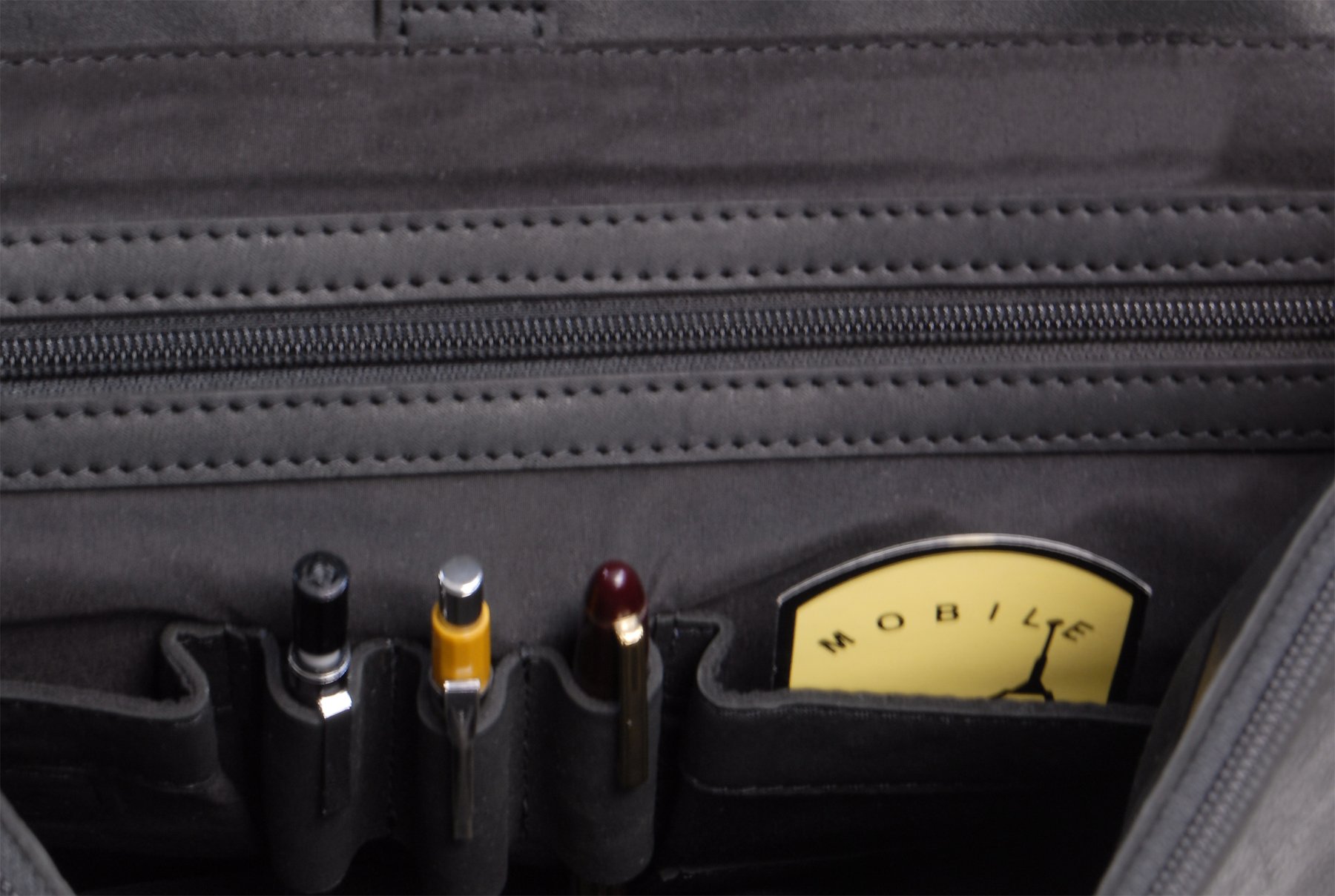 Ashwood Man Bags & Briefcases Pedro borsa messenger in pelle capiente
