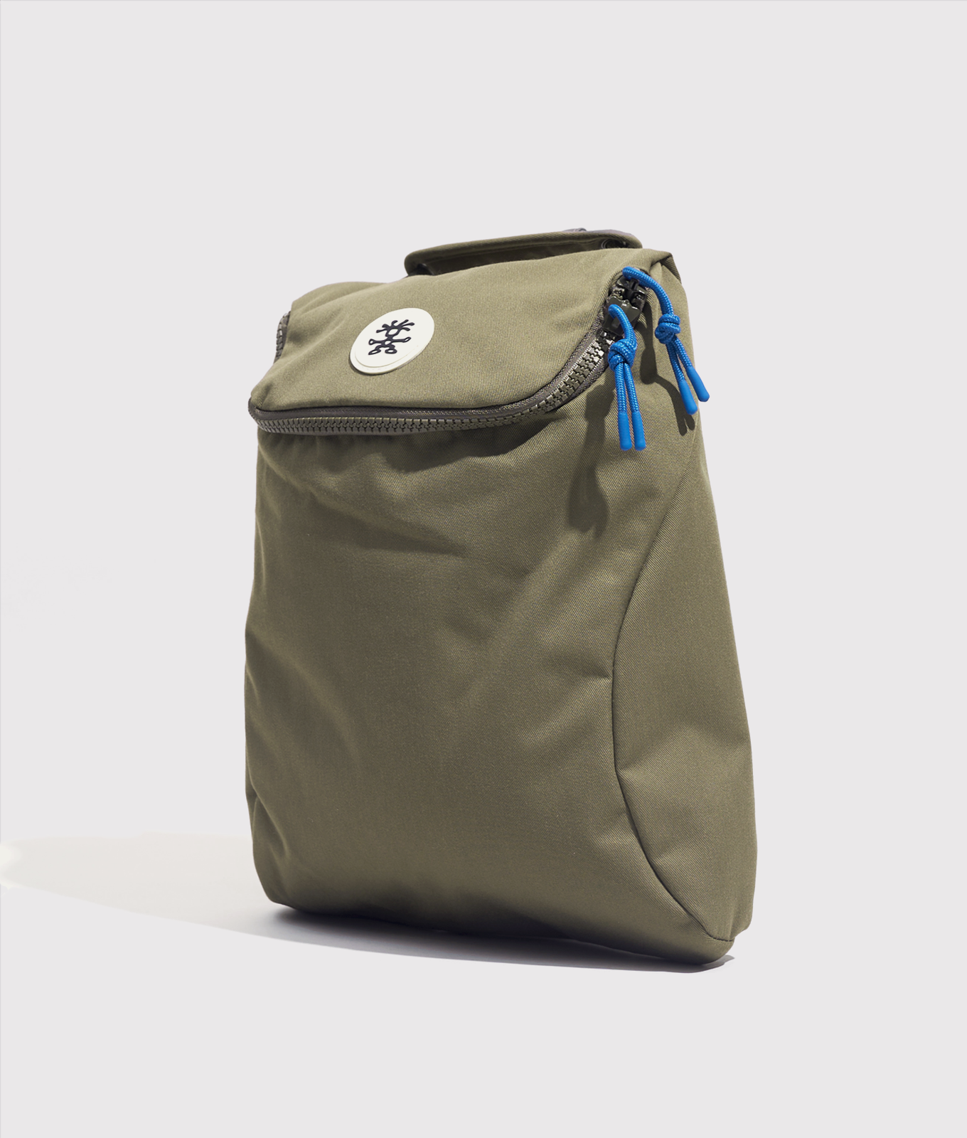 Crumpler Backpacks and Daypacks Fang zaino Sky Blue con spallacci convertibili
