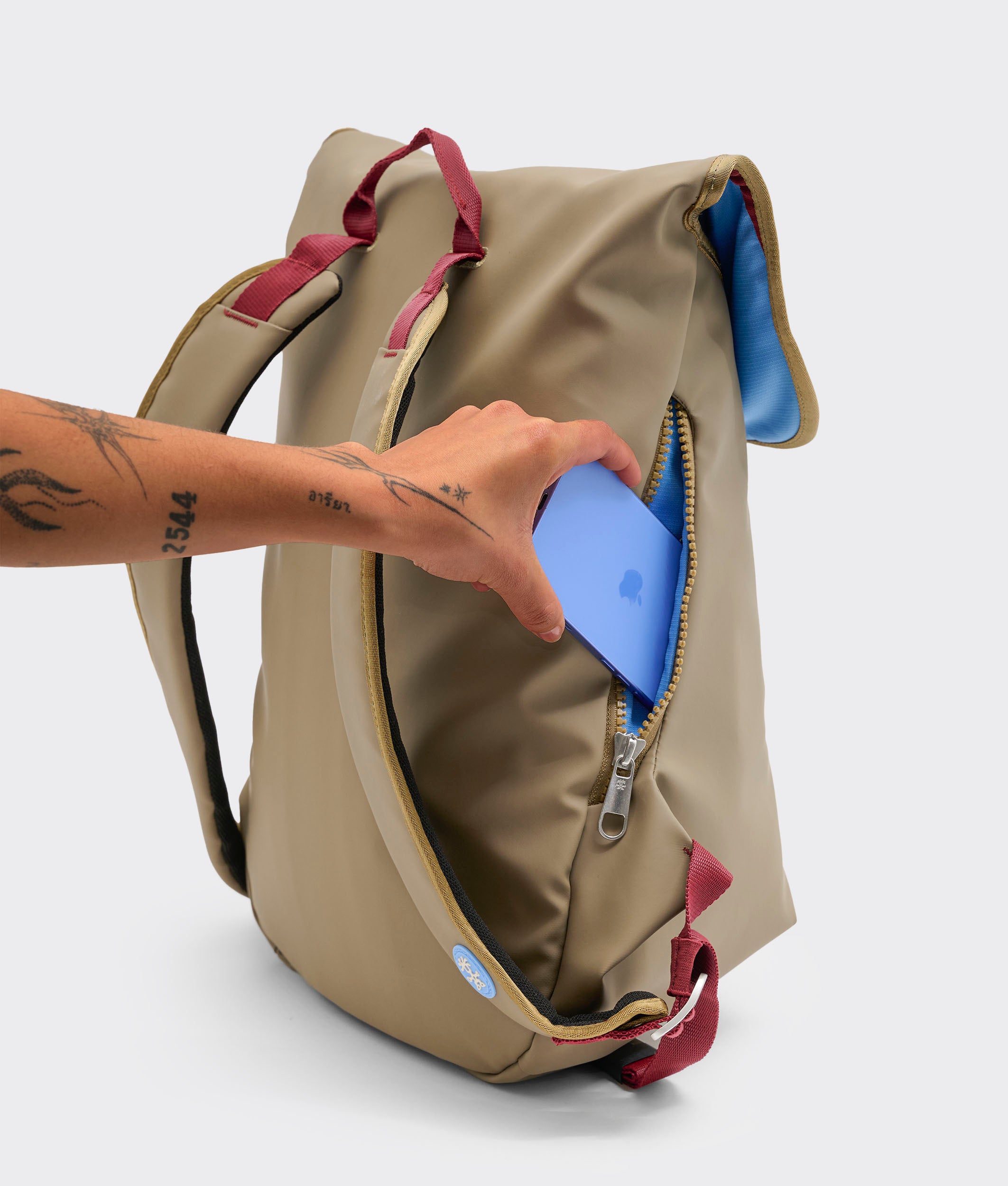 Crumpler Backpacks and Daypacks Ornamental Pond zaino Olive per MacBook 16 pollici