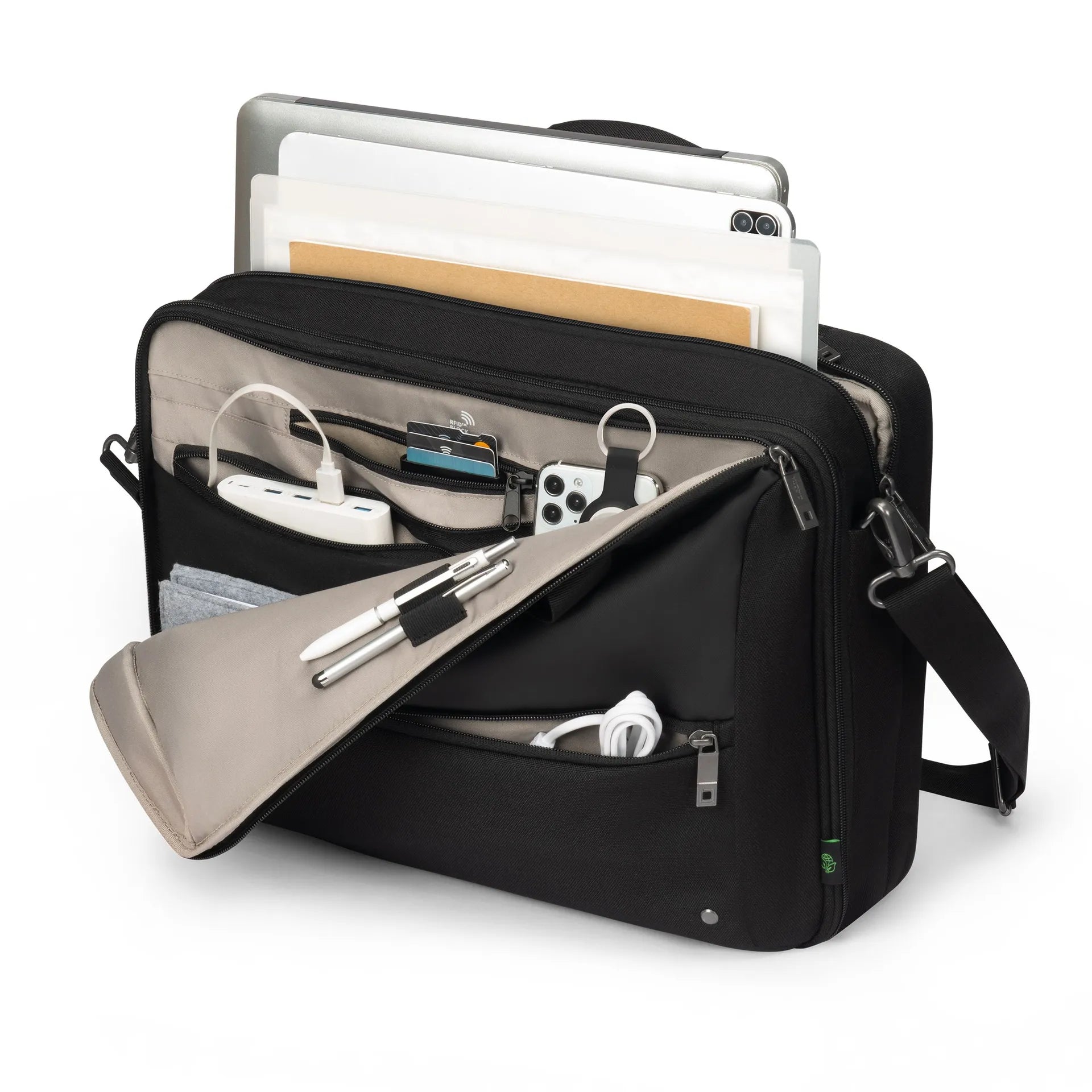 BASE XXO Laptop Bags Top Traveller Dual FIVE 14-16 zaino laptop in PET riciclato