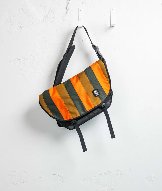 Crumpler Messenger Bags Barney borsa messenger Umarelli con tracolla regolabile