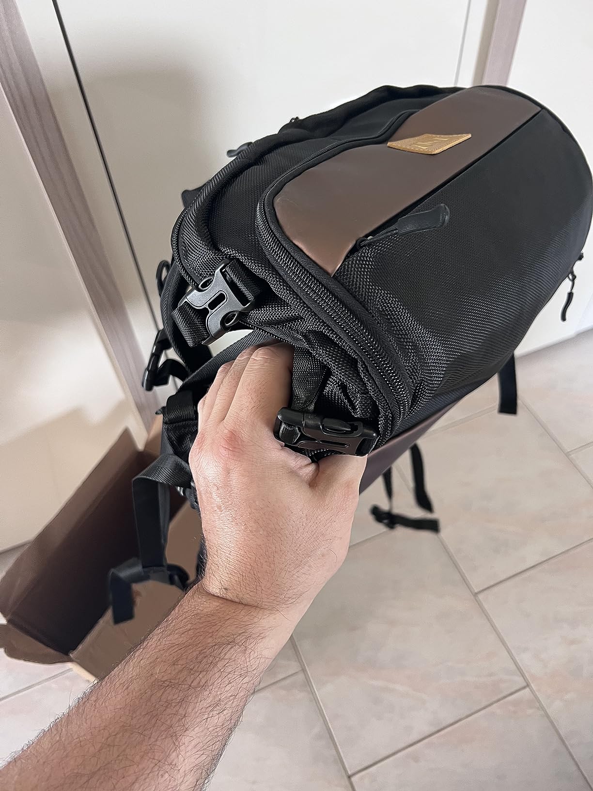 ZINZ Backpacks zaino sottile ed espandibile 15,6 pollici per laptop