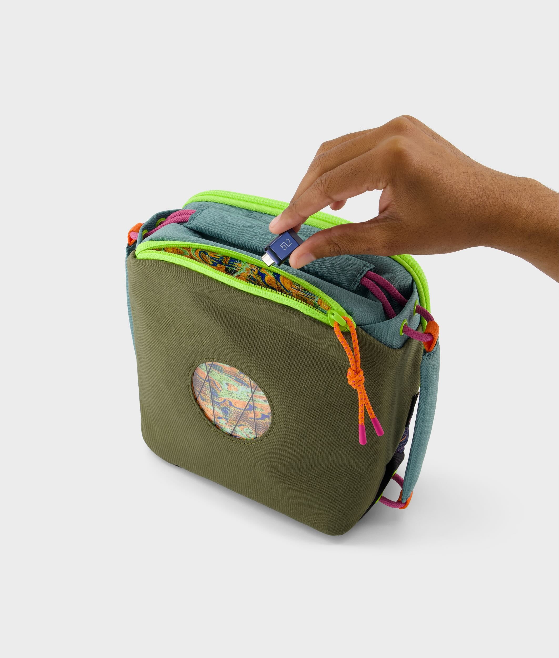 Crumpler Crossbody Bags Cosmic Taco: Crumpler x Andee Frost borsa a tracolla color Andee Frost