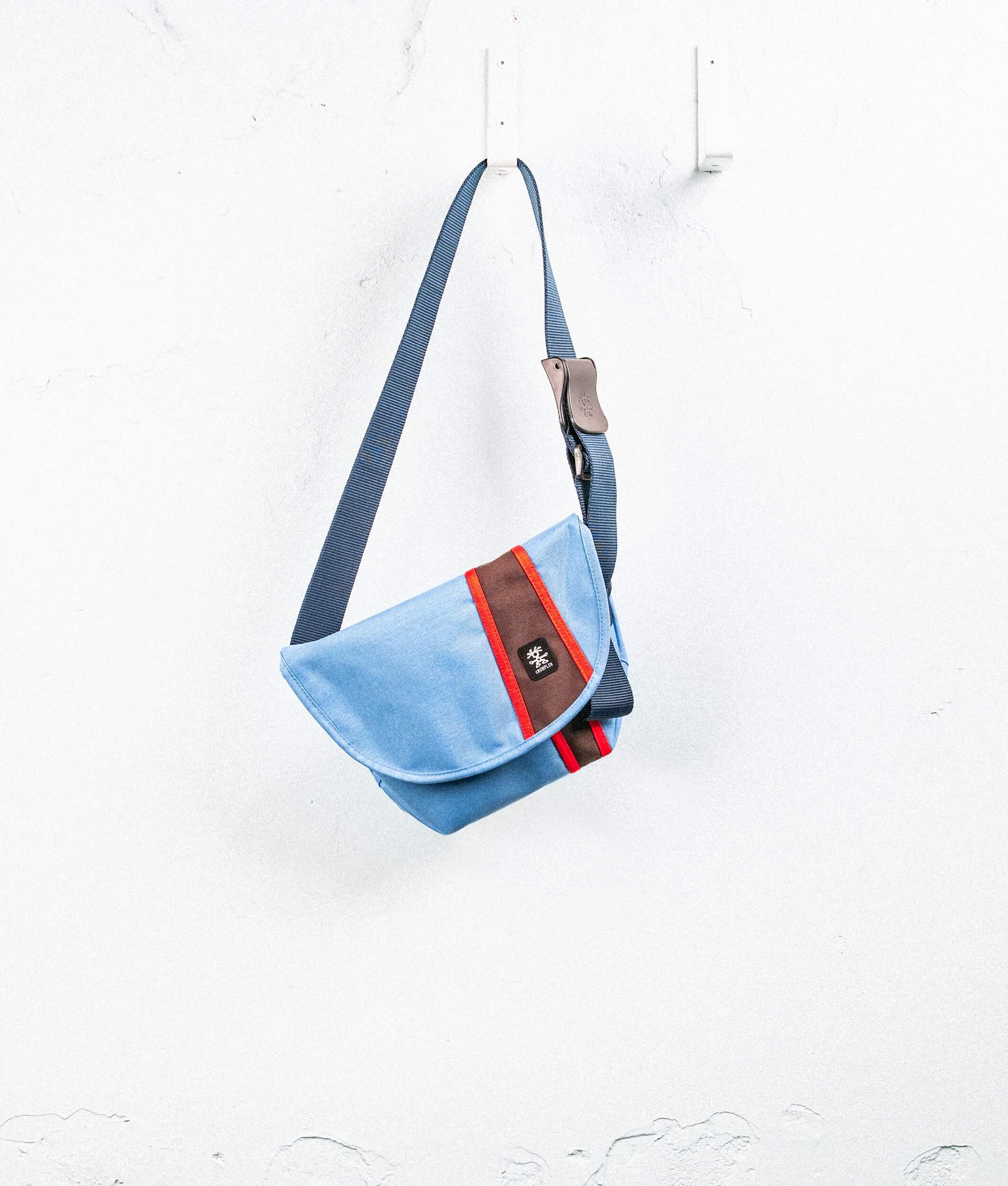 Crumpler Messenger Bags Cahoot borsa messenger Blue Wool con chiusura in velcro