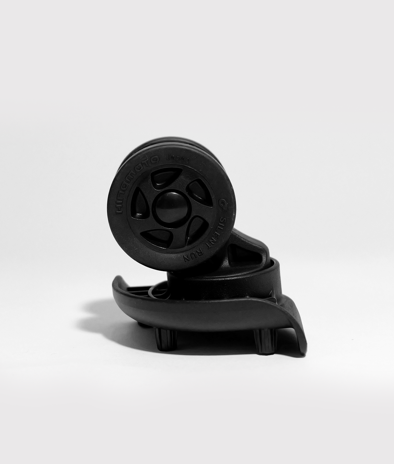 Crumpler Small Bags & Accessories Vis-À-Vis Replacement Wheel x1 ruota di ricambio Black per valigia