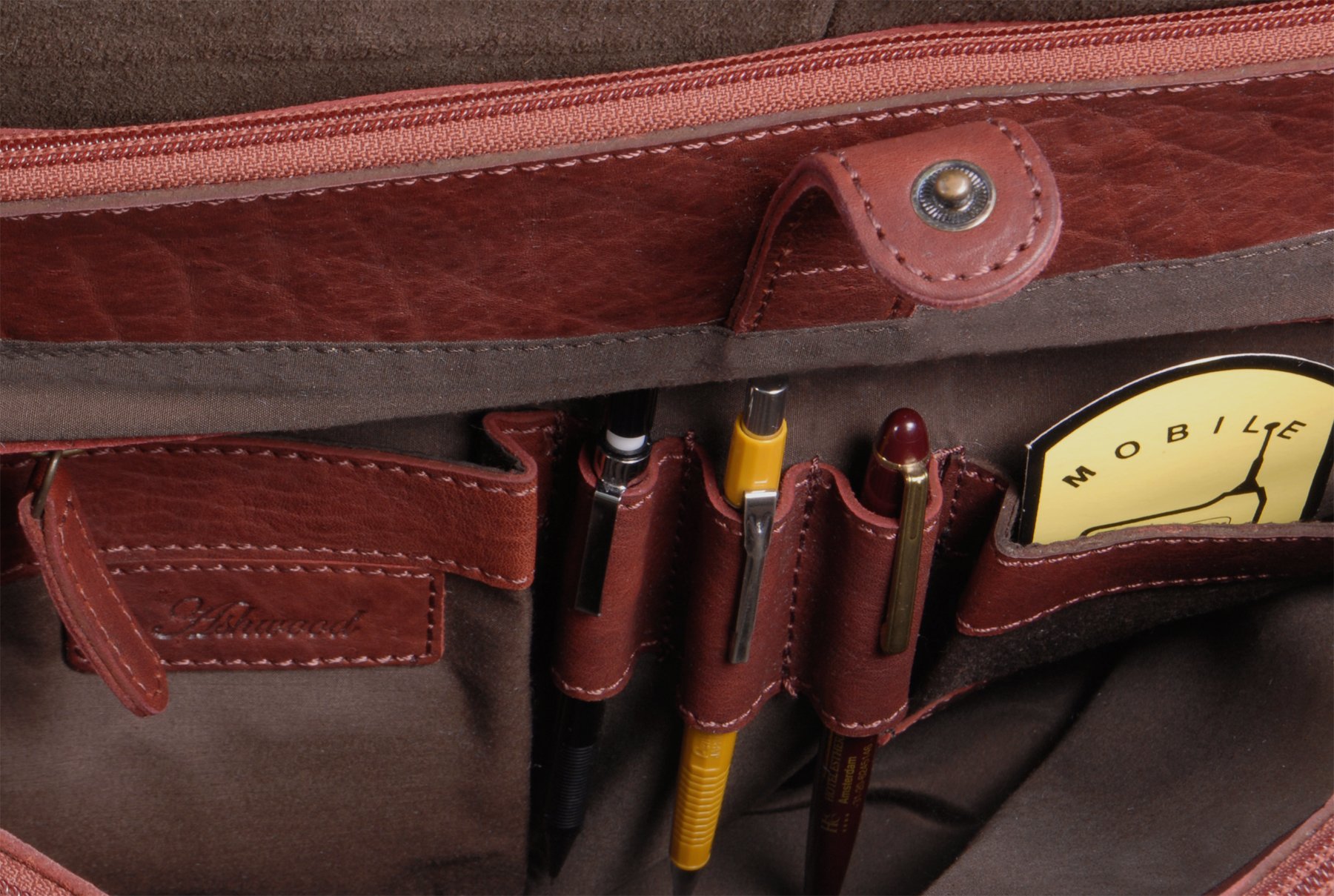 Ashwood Man Bags & Briefcases Pedro borsa messenger pelle Cognac capiente