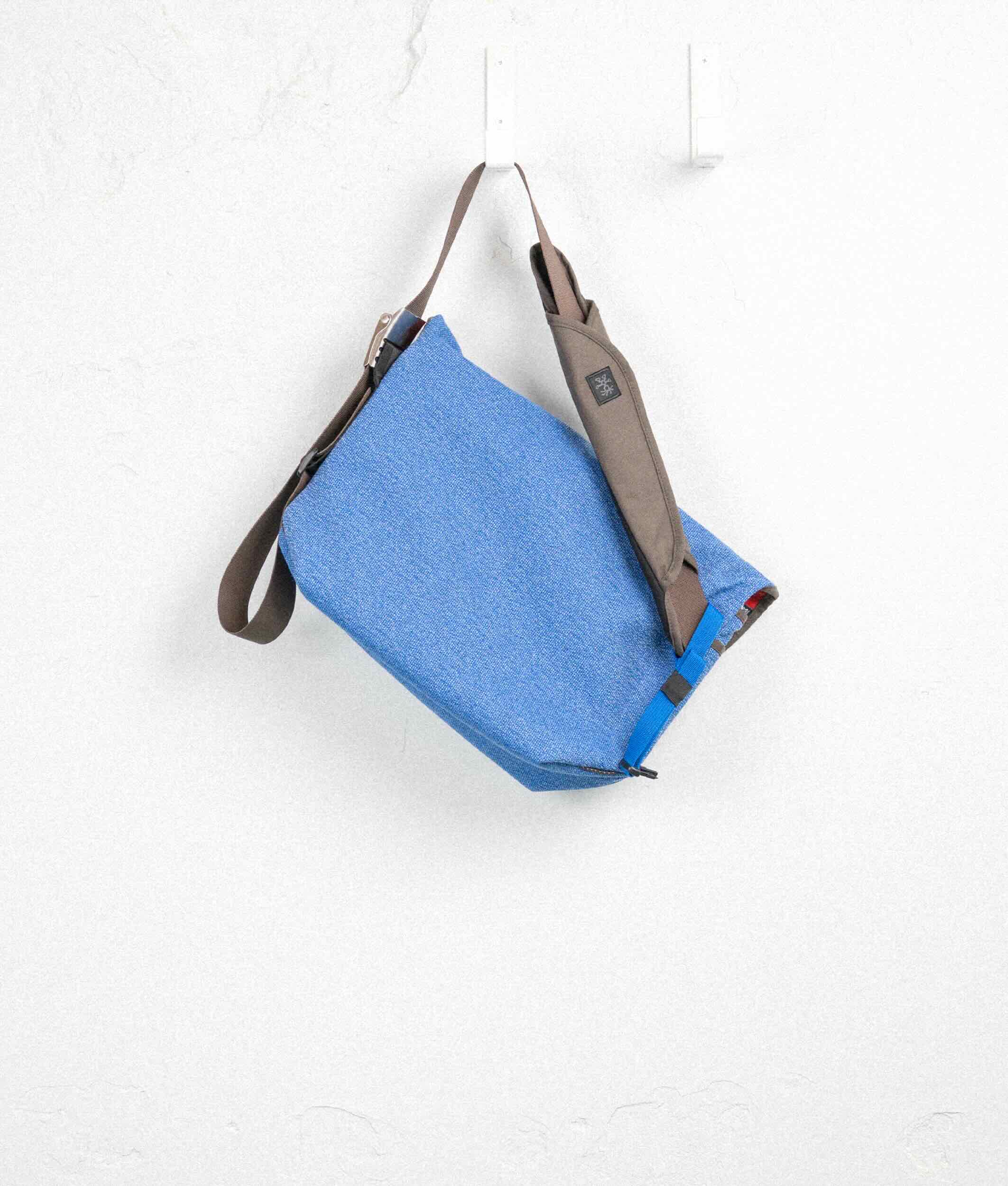 Crumpler Messenger Bags Wonder Weenie borsa messenger Seaweed Wool con chiusura magnetica