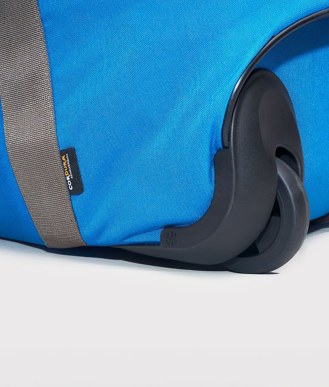 Crumpler Travel Bags, Backpacks & Luggage Spring Peeper Check In borsone trolley nero