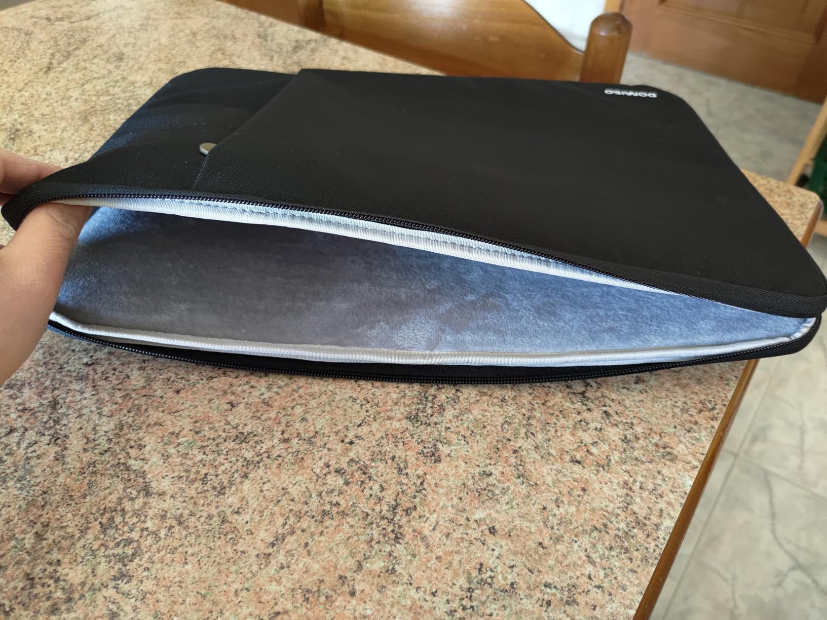 Domiso Laptop Sleeve 17,3 pollici custodia laptop nera con tasca