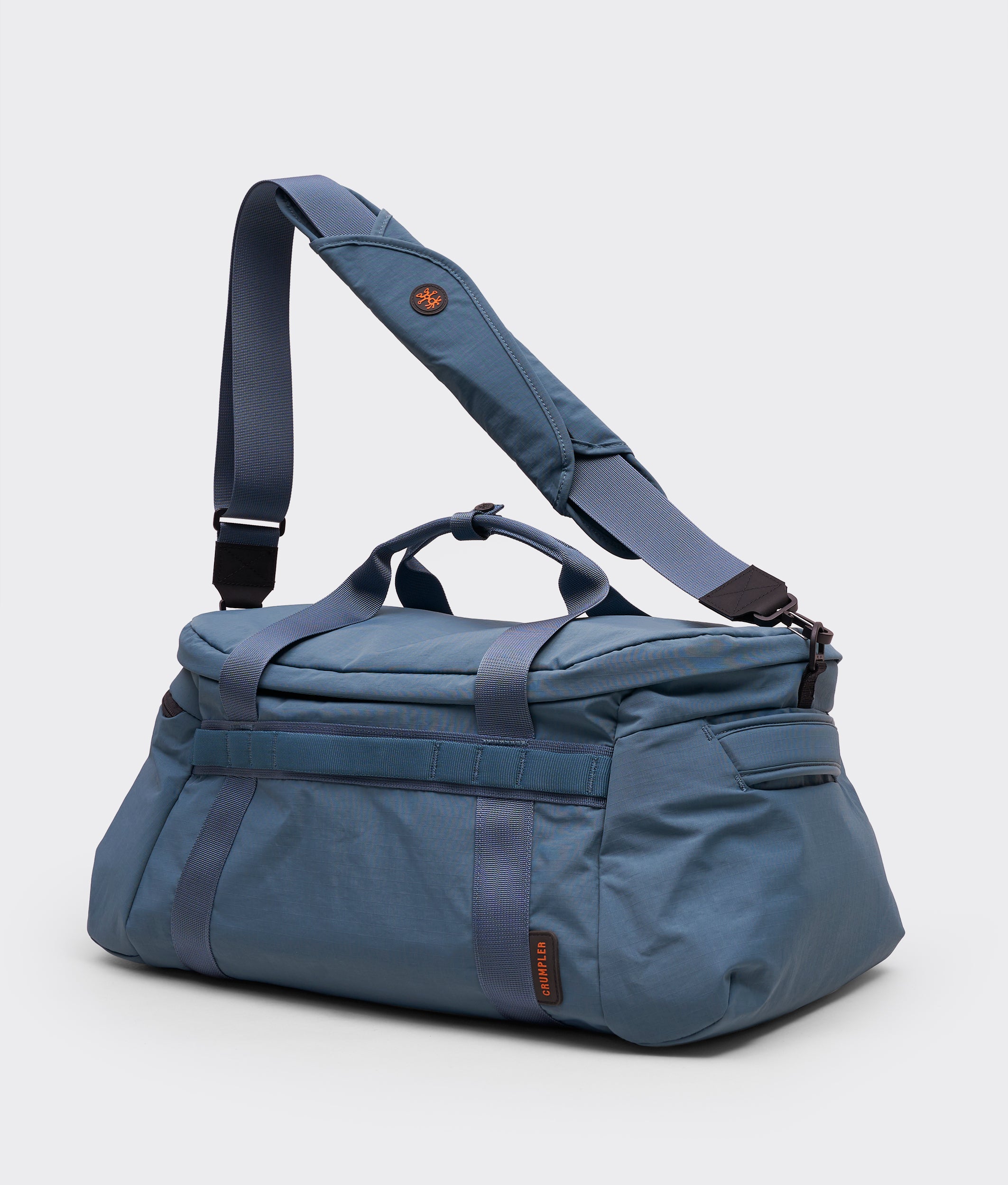 Crumpler Travel Bags, Backpacks & Luggage Scruffle borsone da viaggio Mahogany leggero