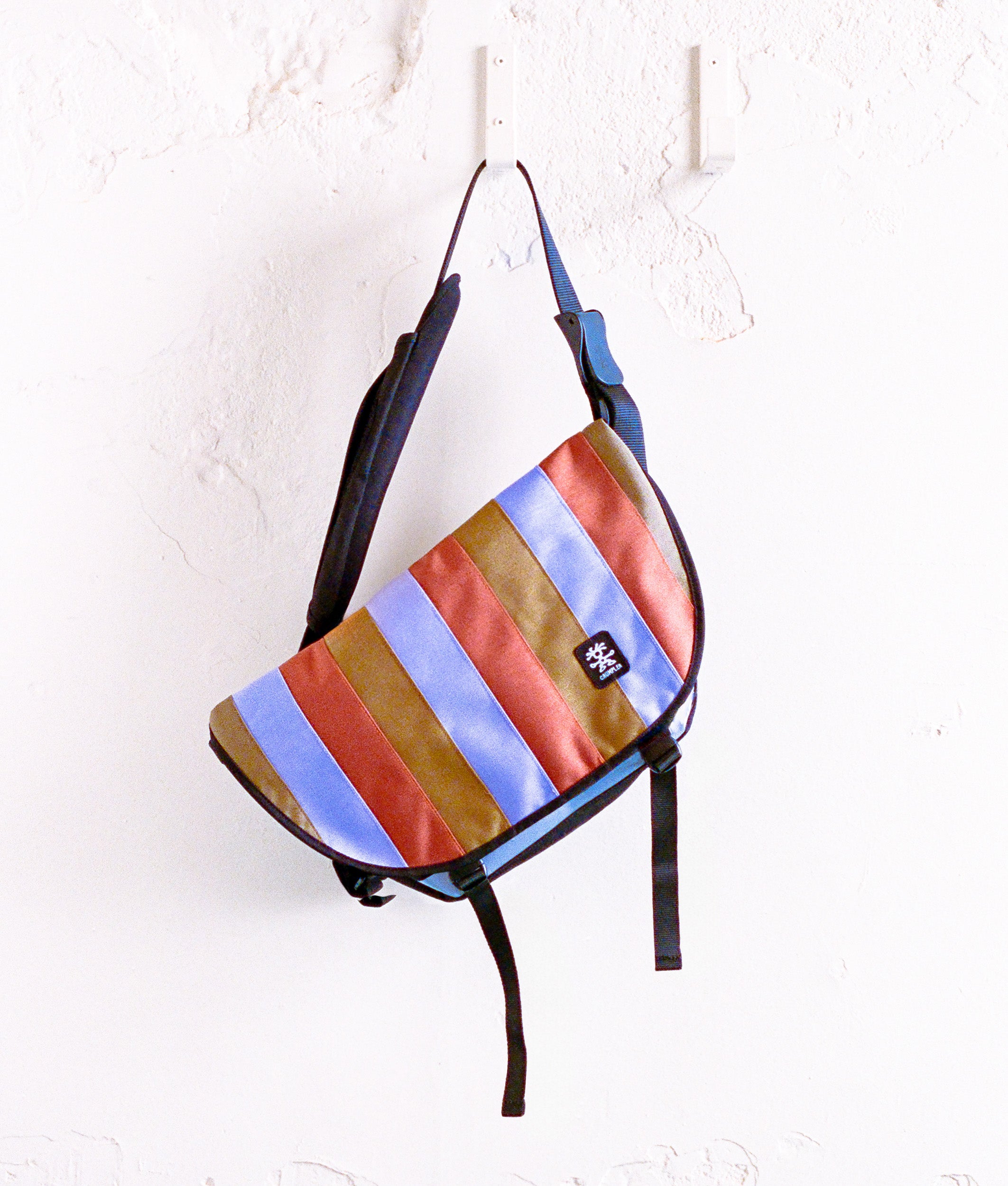 Crumpler Messenger Bags Barney borsa messenger Umarelli con tracolla regolabile
